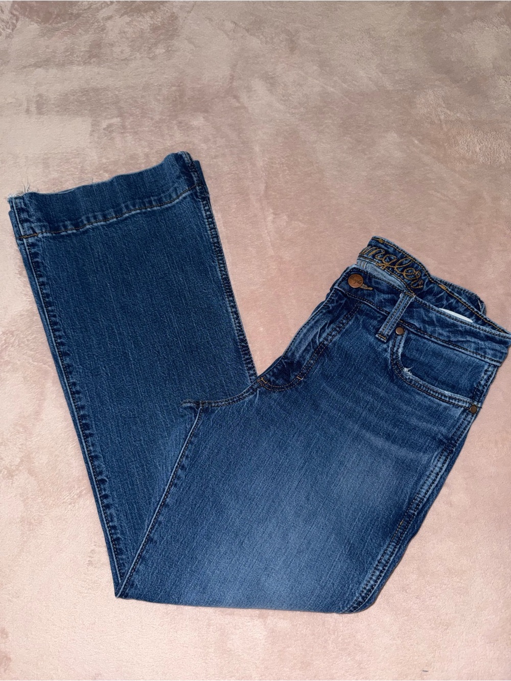 Wrangler boot cut high rise Jean size 30/L29 - Picture 4 of 12